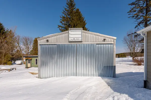 1046 County 124 RD N, Clearview, ON N0C 1M0