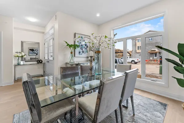 2003 Georgina CT, Burlington, ON L7L 7B6