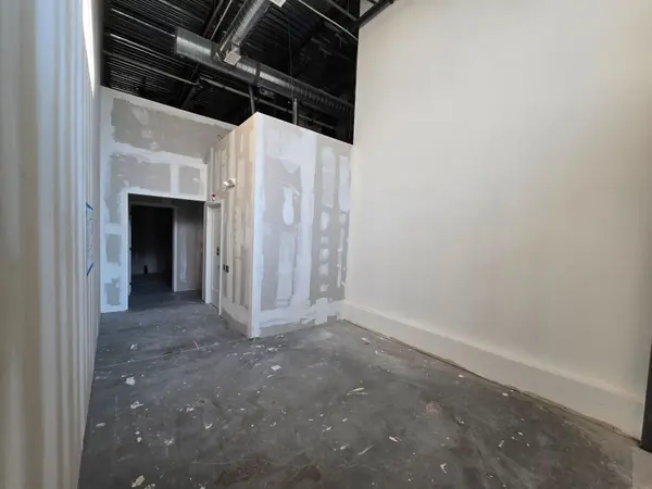 2578 Bristol CIR #11, Oakville, ON L6H 6Z7