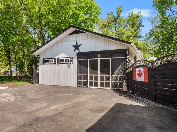 61 Queen ST, Fort Erie, ON L2A 1T7