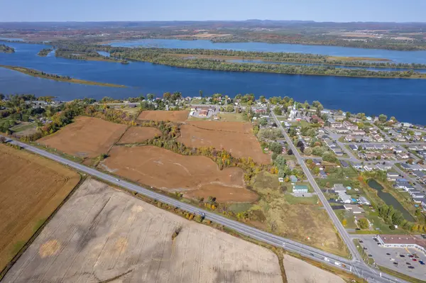 3256 Principale ST, Clarence-rockland, ON K0A 3K0