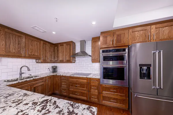 129B South ST #221, Gananoque, ON K7G 0B1