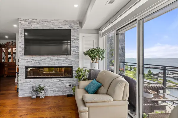 129B South ST #221, Gananoque, ON K7G 0B1