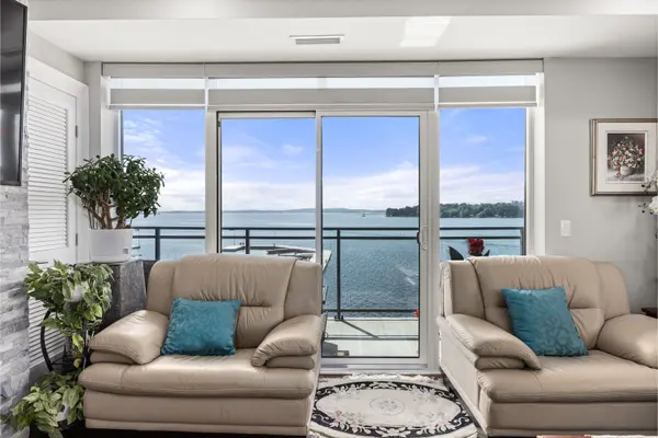 129B South ST #221, Gananoque, ON K7G 0B1