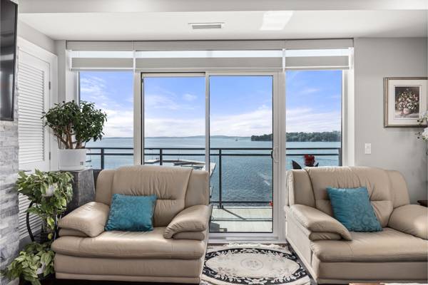 129B South ST #221, Gananoque, ON K7G 0B1