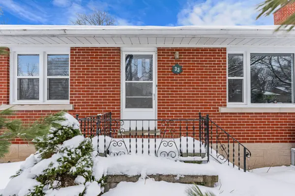 33 Elmwood AVE, Kitchener, ON N2H 6G3