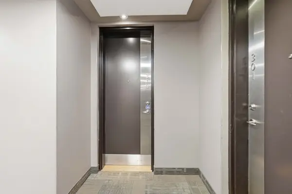 323 Winona AVE #310, Westboro - Hampton Park, ON K1Z 5H3