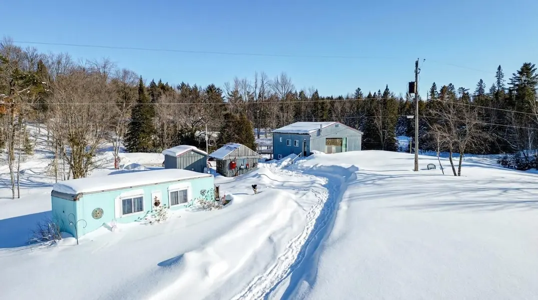 186 Lasswade RD, North Kawartha, ON K0L 1A0