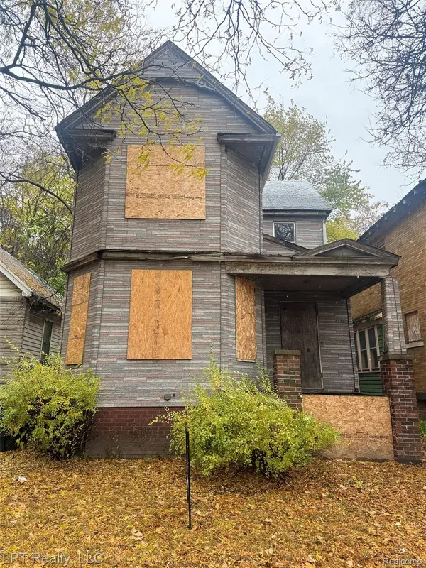 3735 Greusel ST, Detroit, MI 48210