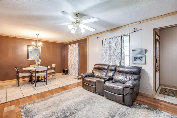 River Oaks, TX 76114,1033 Lydick Lane