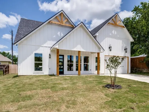 204 W Collins, Decatur, TX 76234