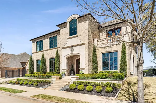 Southlake, TX 76092,912 winding ridge Trail