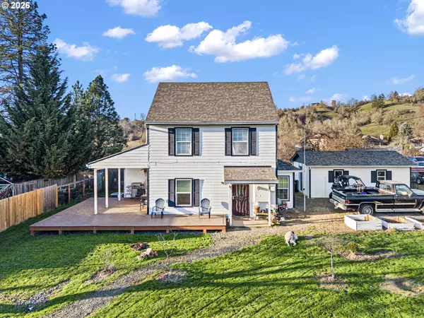 Oakland, OR 97462,777 OAK ST