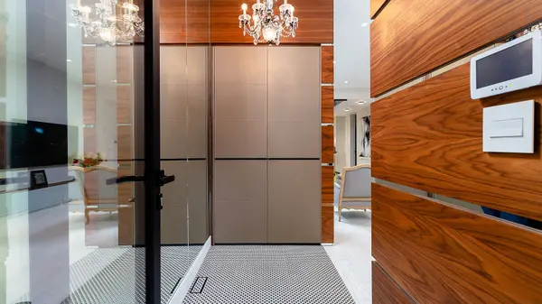 53 Hazelton AVE, Toronto C02, ON M5R 2E3