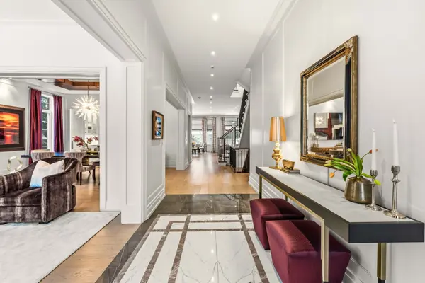 112 Mildenhall RD, Toronto C04, ON M4N 3H5