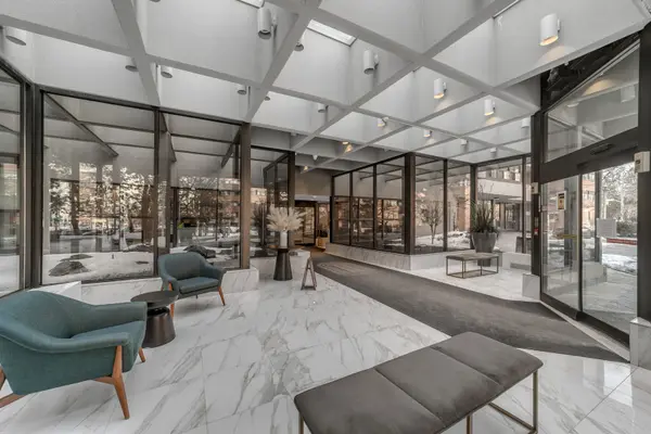 33 Elmhurst AVE #1904, Toronto C07, ON M2N 6G8