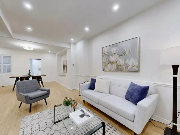 337 Glen RD, Toronto C09, ON M4W 2X4