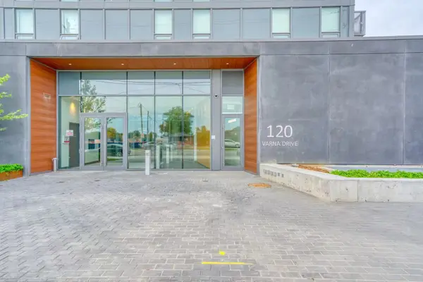 120 Varna DR #1006, Toronto C04, ON M6A 0B3