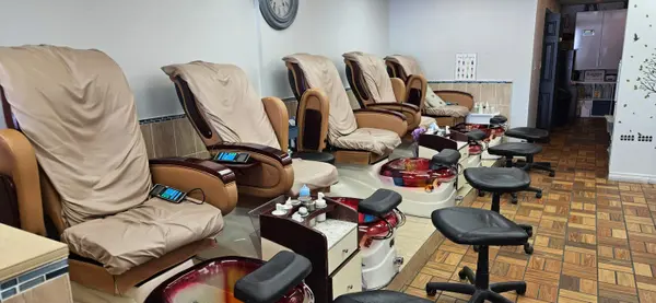 650 King ST E #3A, Oshawa, ON L1H 1G5