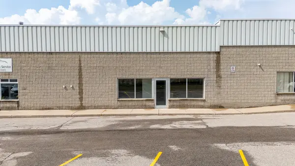 138 Sandiford DR #4, Whitchurch-stouffville, ON L4A 7X5