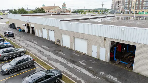 138 Sandiford DR #4, Whitchurch-stouffville, ON L4A 7X5