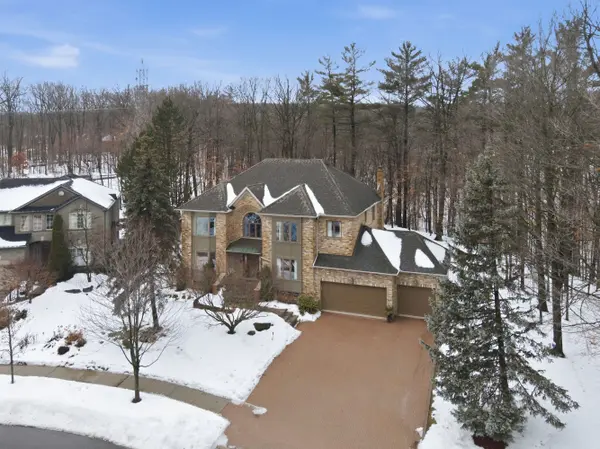 1121 Forestvale DR, Burlington, ON L7P 4W3