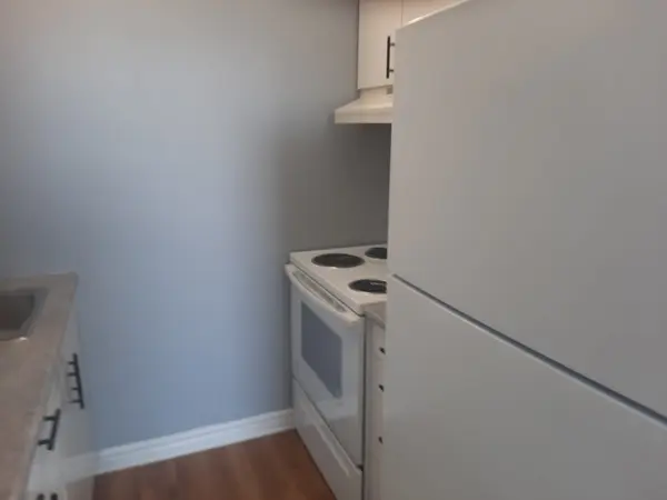 192 King ST W #303, Prescott, ON K0E 1T0