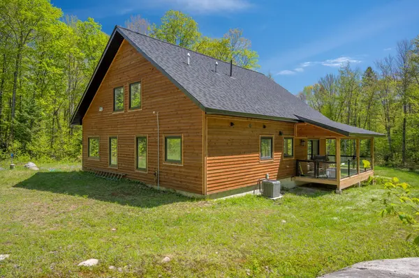 1299 Hekkla RD, Muskoka Lakes, ON P0C 1J0