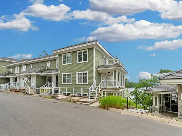 1869 Muskoka 118 RD W #BTV-W 101, Muskoka Lakes, ON P1L 1W8