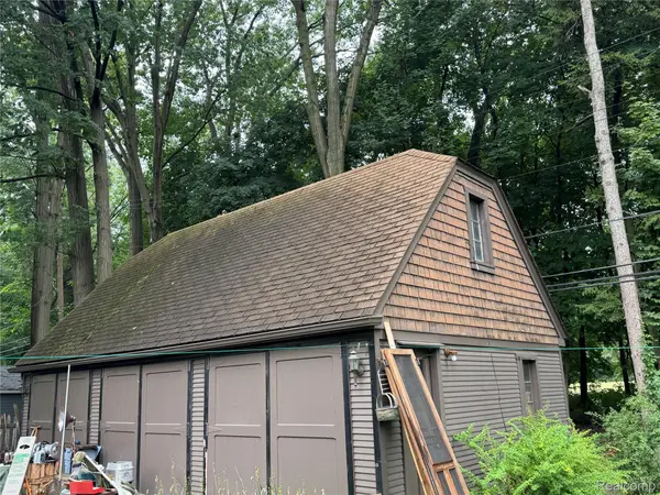 426 S Waverly ST S, Dearborn, MI 48124