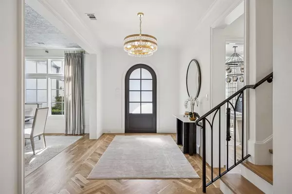 Dallas, TX 75230,6815 Stichter Avenue