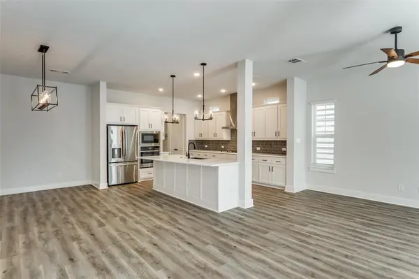 4913 Ivy Charm Way, Fort Worth, TX 76114