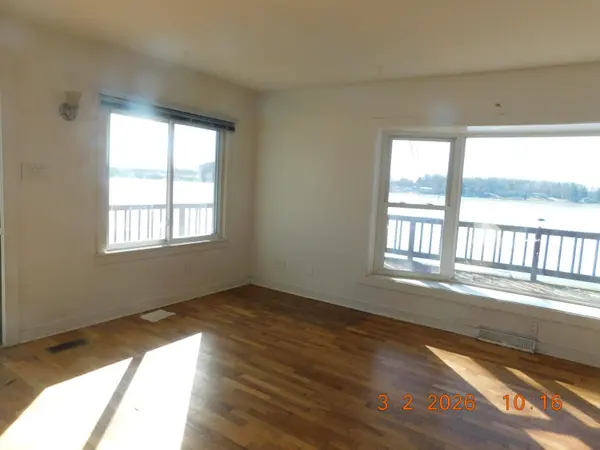 57586 Gearhart Landing RD, Fabius Twp, MI 49093