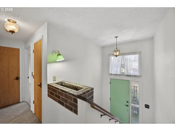 Waldport, OR 97394,165 SE ROSE ST