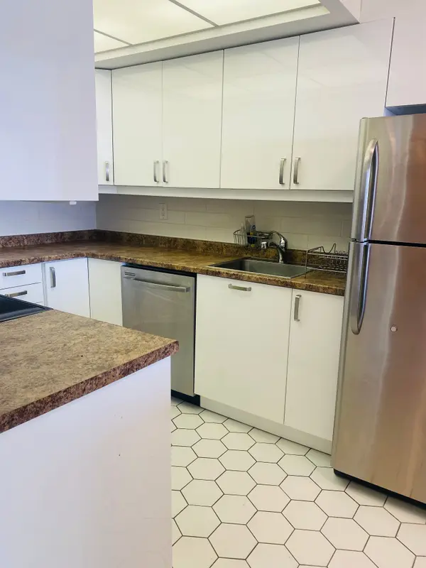 121 Ling RD #1908, Toronto E10, ON M1E 4Y2