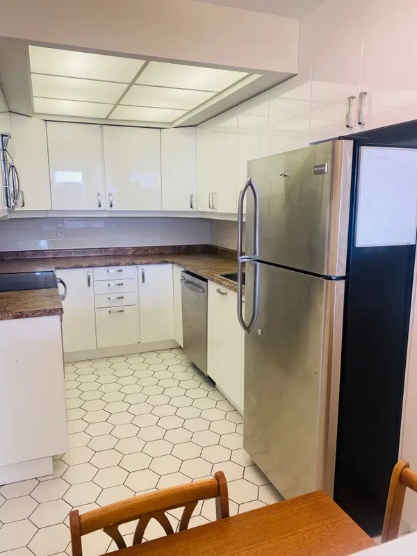 121 Ling RD #1908, Toronto E10, ON M1E 4Y2