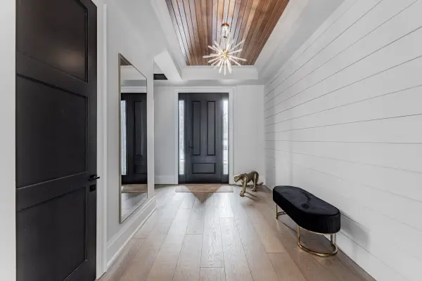 152 Wells ST, Aurora, ON L4G 1T7