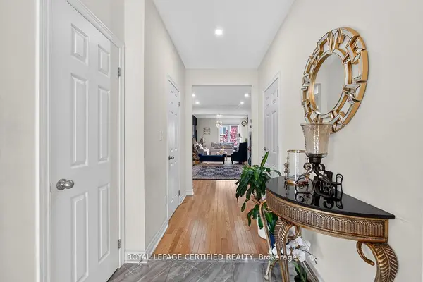 497 Downes Jackson HTS, Milton, ON L9T 8W2