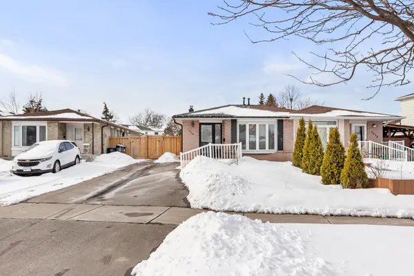 7656 Priory CRES, Mississauga, ON L4T 3H5