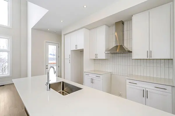 111 Clement LN, Blue Mountains, ON N0H 1J0