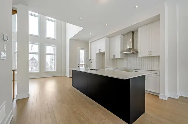 111 Clement LN, Blue Mountains, ON N0H 1J0