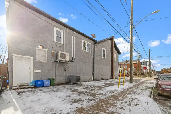 208 Mary ST, Hamilton, ON L8L 4V8