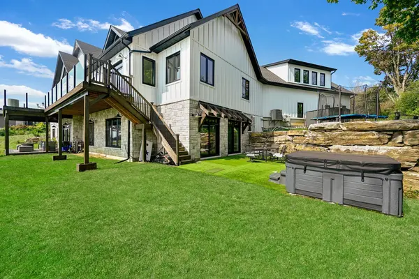 5 Shoreside WAY, Augusta, ON K6V 5T1