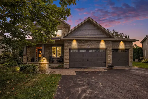 38 Oradea CRES, Stittsville - Munster - Richmond, ON K0A 2Z0