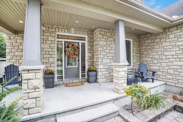 38 Oradea CRES, Stittsville - Munster - Richmond, ON K0A 2Z0