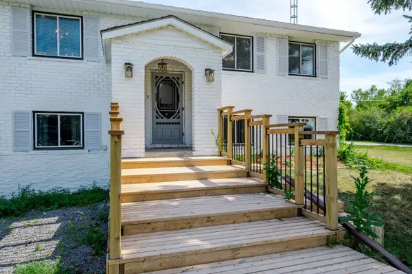 150 Bayview DR, Greater Napanee, ON K7R 3K8