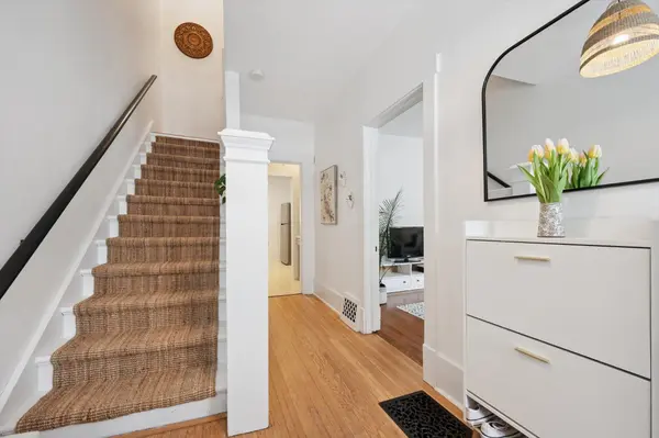 32 ERAMOSA RD, Guelph, ON N1E 2L5