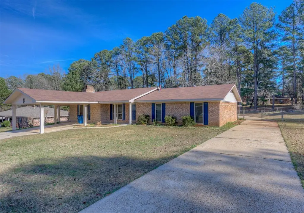 102 Maple Street, Homer, LA 71040