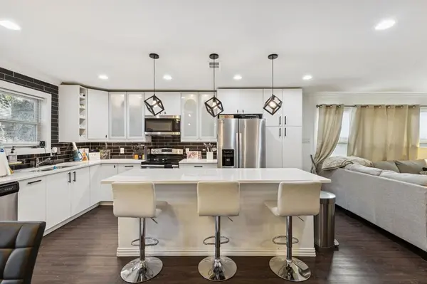 419 Avenue L, Dallas, TX 75203