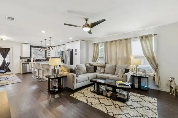 419 Avenue L, Dallas, TX 75203